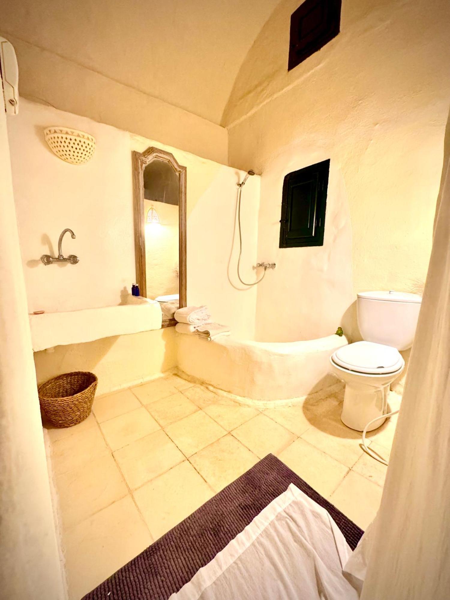 Dar Oueghlani - Maison D'Hotes El May Экстерьер фото
